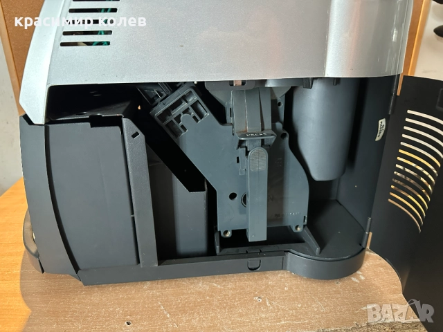 кафеавтомат "SAECO MAGIC", снимка 6 - Кафемашини - 52620648