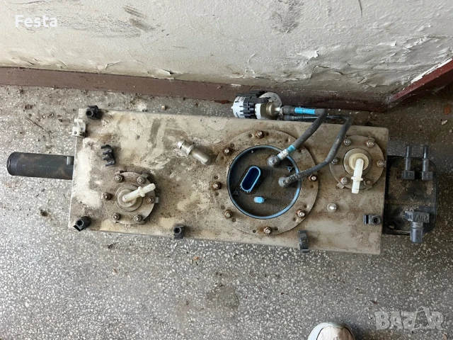  Резервоар за бензин малък около 15л VW, снимка 2 - Части - 50604337