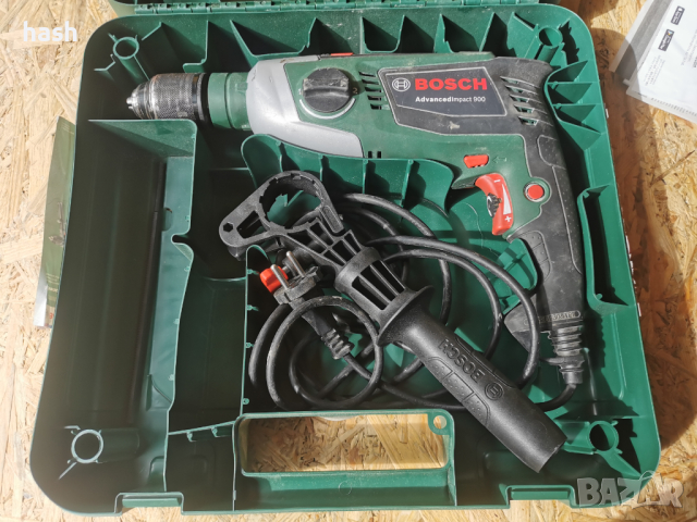 Бормашина ударна BOSCH Advanced Impact 900, снимка 2 - Бормашини - 44802342