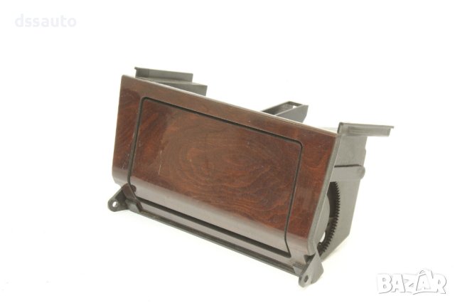 Пепелник Mercedes C Class W202, снимка 1