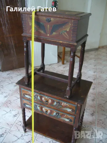 Старинни Нощни Шкафчета - Рисувани