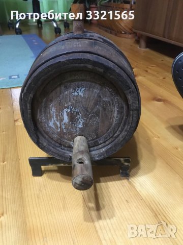 Старо малко буре със стойка, снимка 3 - Антикварни и старинни предмети - 39804659
