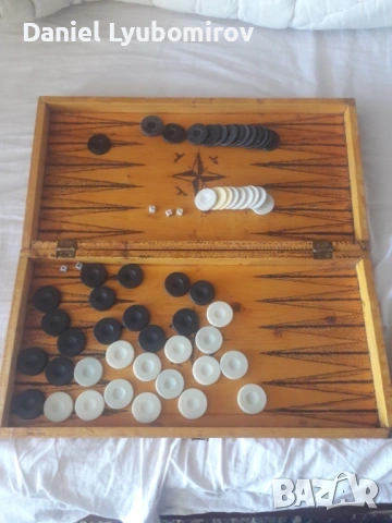Две дървени Табли 48*48см в много добро състояние, снимка 5 - Шах и табла - 53703129