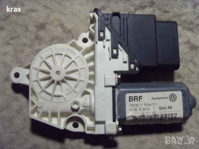 Странични аербеци /пердета/ и др. части за Голф5, снимка 8 - Части - 50121779