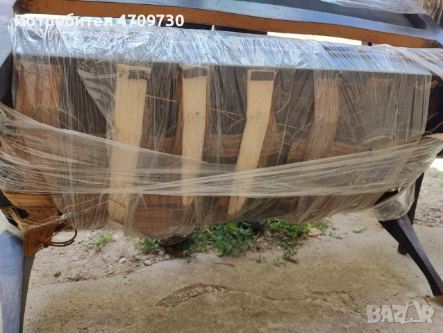 Старинни мебели - маса, пейка/диванче и два стола, снимка 8 - Дивани и мека мебел - 53109991