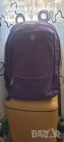 Дамска оригинална раница, снимка 2 - Раници - 52952936