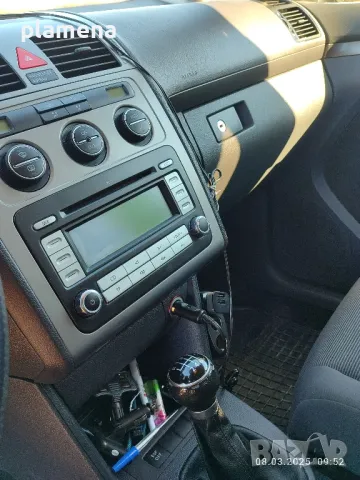 Vw Touran 1.9 Tdi , снимка 10 - Автомобили и джипове - 49414629