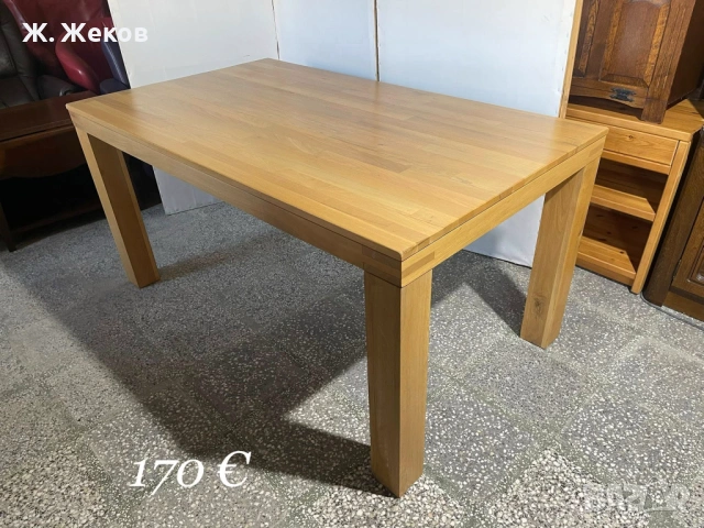 Дъбова трапезна маса