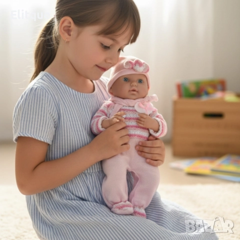 Кукла бебе с пълен комплект – Шише, пижама, легълце и аксесоари - 42 см - НА БЪЛГАРСКИ, снимка 9 - Кукли - 52559831