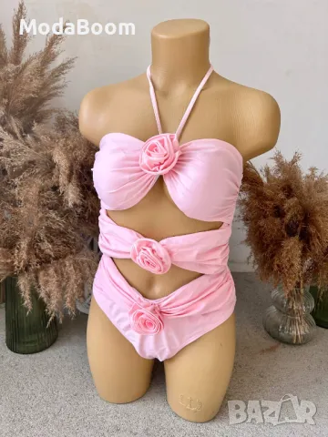 Дамски розов бански на две части 