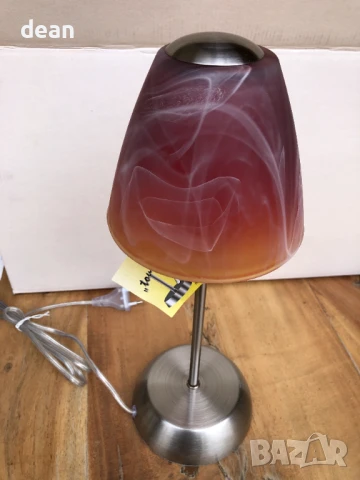 Настолна лампа-три режима