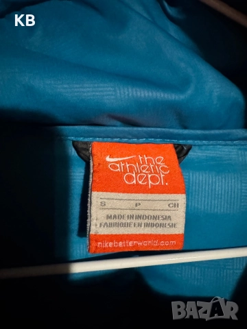 Nike Bomber Jacket., снимка 3 - Якета - 52353351