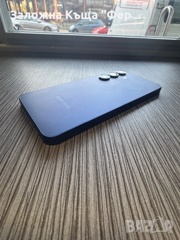 Като нов! Samsung galaxy s25, снимка 4 - Samsung - 52623490