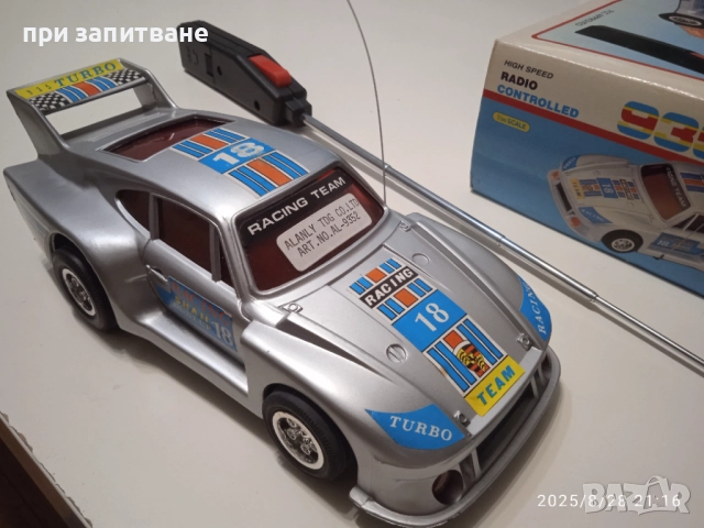 Стара играчка количка Porsche 935 turbo Radio- controlled, 1:20, работи,