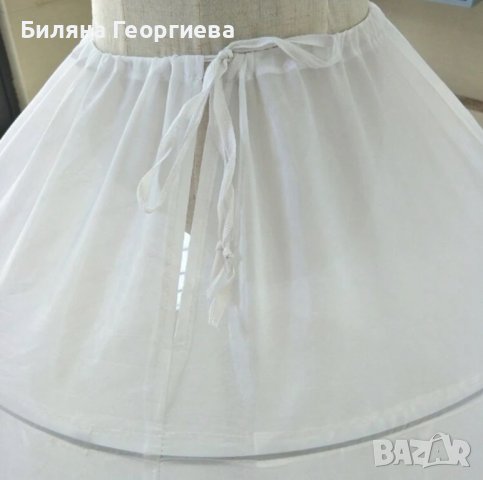 Кринолин с 8 обръча, диаметър 150см, обиколка долен обръч около 4.5м, снимка 3 - Рокли - 44162113