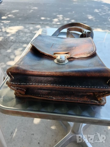 Продавам стара мъжка кожена чанта, снимка 7 - Чанти - 51325863
