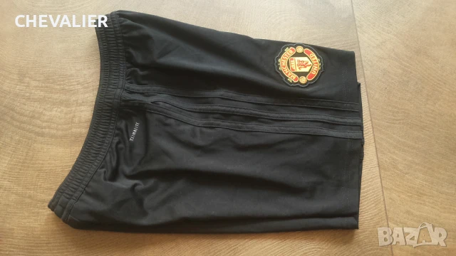 Adidas MANCHESTER UNITED Kids Football Shorts Размер 9-10 г / 140 см детски футболни къси 31-67, снимка 3 - Детски къси панталони - 50878282