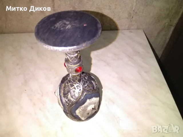  чаша бокал за вино от полирезин и метал с релефни декорации - вълк и символи Н-185мм и фи 74мм, снимка 6 - Декорация за дома - 49625216