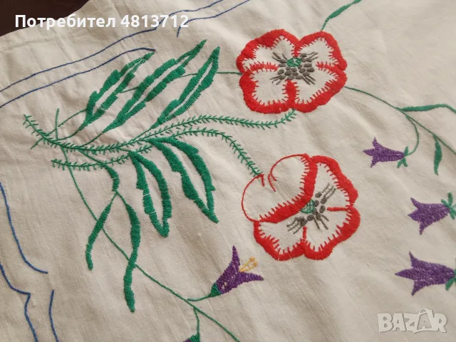 Ретро ръчно бродирана покривка за маса пролетни цветя 