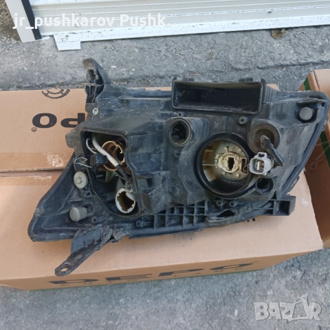 Фарове предни за Тойота Авенсис, снимка 6 - Части - 51942058