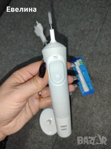 Електрическа четка за зъби Braun Oral-B Vitality, нова без кутия, снимка 3 - Други - 48936886