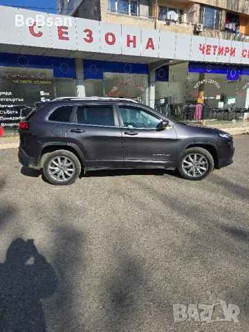 Jeep Cherokee 2.2 Limited, снимка 8 - Автомобили и джипове - 49034656