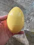 Пластмасово жълто яйце контейнер за яйце, снимка 1