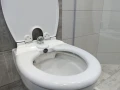 Тоалетна дъска-биде, с вграден смесител, универсална, снимка 5