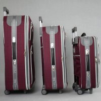 Куфари в три цвята три размера , снимка 4 - Куфари - 41792331
