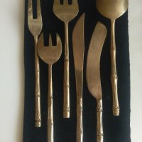 Прибори за хранене комплект (лъжица, вилици, ножи)1970 г., снимка 2 - Други ценни предмети - 39332402