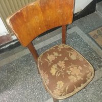Продавам 5бр. Дървени трапезни столове, снимка 2 - Столове - 38926206