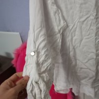 Дамска блузка бяла, снимка 2 - Блузи с дълъг ръкав и пуловери - 40494804