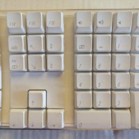 Клавиатура Apple A1016 Wireless Bluetooth Keyboard White w/ Number Pad EMC 1937, снимка 6 - Клавиатури и мишки - 42242081