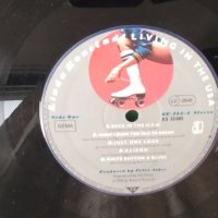 Linda Ronstadt – 1978 - Living In The USA(Asylum Records – AS 53085)(Country Rock,Soft Rock), снимка 5 - Грамофонни плочи - 44826805