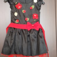Красива рокля, снимка 1 - Детски рокли и поли - 40795635