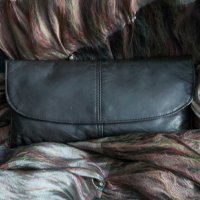 Естествена кожа / чанта модел Клъч , снимка 1 - Чанти - 34129873