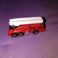 Matchbox 1976г. England Cattle Truck пожарна №71, снимка 3 - Колекции - 44201925