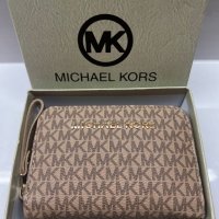 Портфейл Michael Kors, снимка 4 - Портфейли, портмонета - 39594685