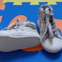 Детски обувки Kickers Kids, снимка 2 - Детски обувки - 39965166