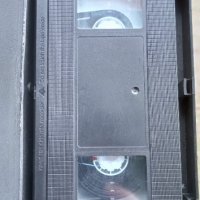 Тримата мускетари - видео касета, снимка 4 - Екшън - 40084035