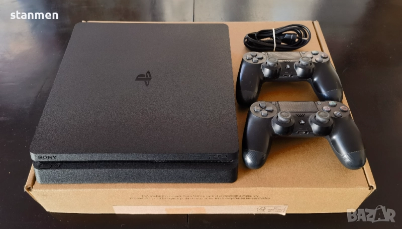 Продавам игрова конзола Sony Playstation 4 PS4 с 2 Джойстика  , снимка 1
