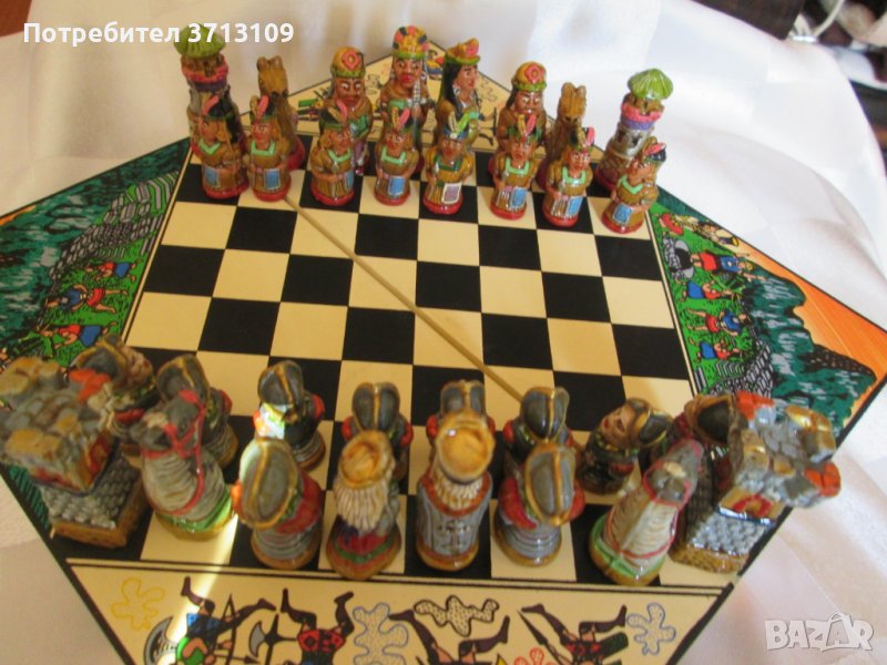 Уникален шах с ръчно изработени и рисувани фигури, снимка 1