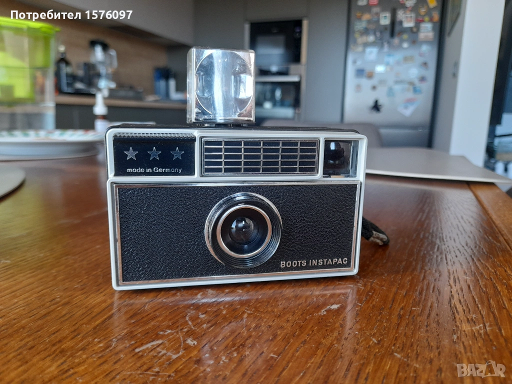 Фотоапарат Boots Instapac, *** Made in Germany (West) >>, снимка 1