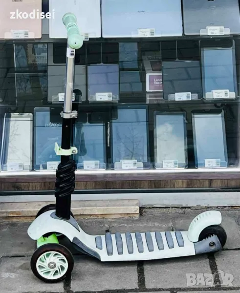 Тротинетка ЗЕЛЕНА, снимка 1