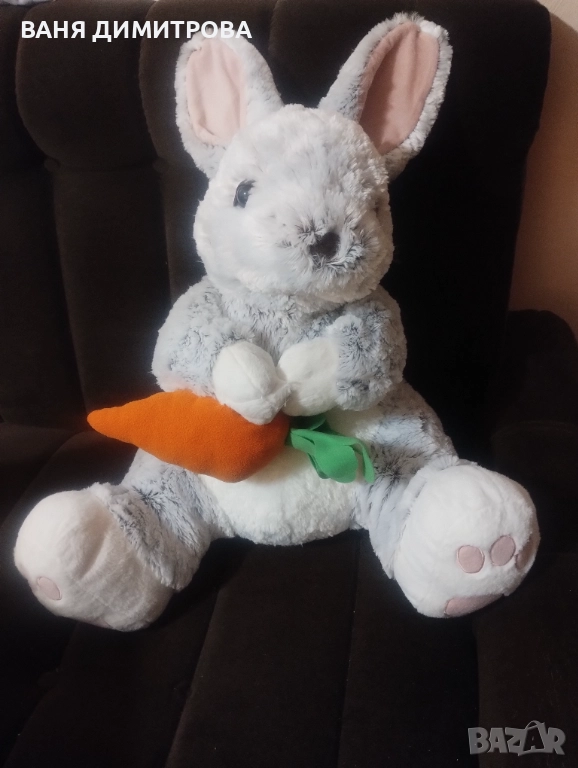 Голям плюшен заек, снимка 1