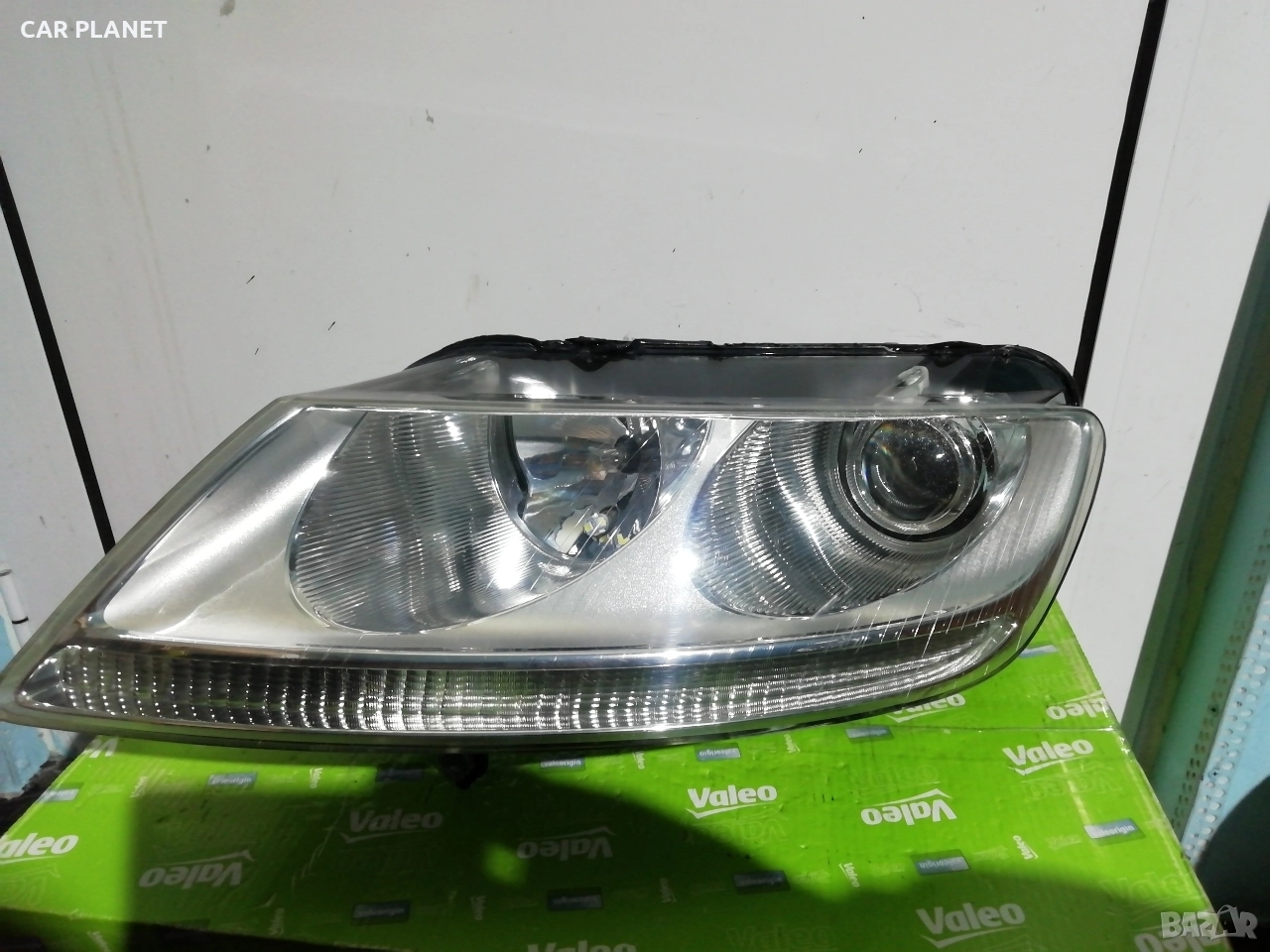 Фар Фарове за Volkswagen Phaeton / Фолксваген Файтон Xenon., снимка 1