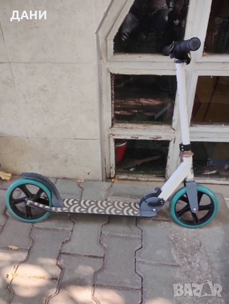 Тротинетка в перфектно състояние, снимка 1