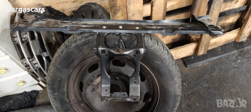 Очиларка средна Mercedes E220 W211 - 60лв, снимка 1