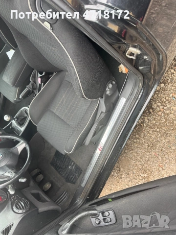 Alfa Romeo 147 1,9 jtdm 120 НА ЧАСТИ, снимка 2 - Автомобили и джипове - 53214037