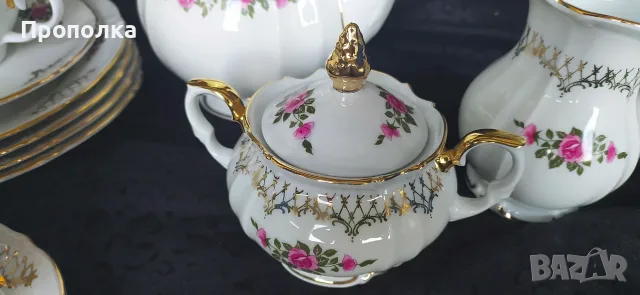 Немски, красив сервиз "Златна дантела с рози", снимка 12 - Сервизи - 56087433
